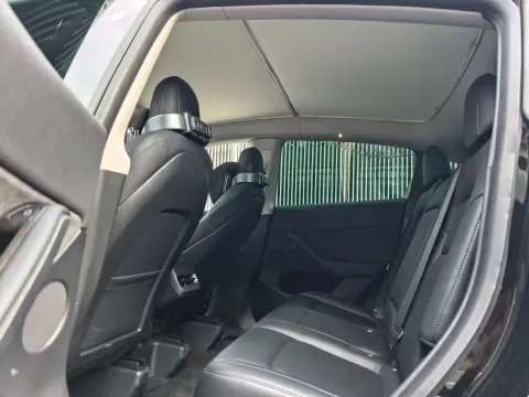 2021 Tesla Model Y BEV 60KWH