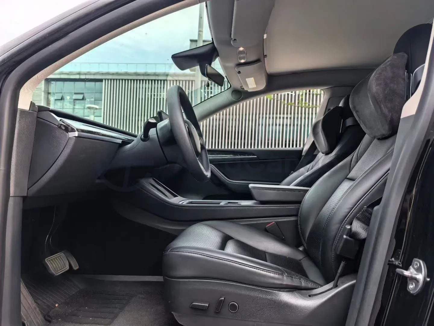 2021 Tesla Model Y BEV 60KWH,autocango,china used car exporter,china ev exporter,chinese used car exporter,chinese used ev exporter
