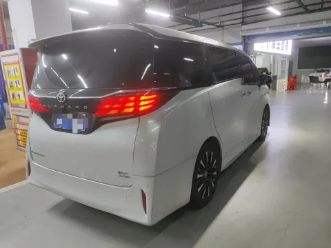2024 Toyota Alphard 2.5L 190HP L4 E-CVT Hybrid,autocango,china used car exporter,china ev exporter,chinese used car exporter,chinese used ev exporter