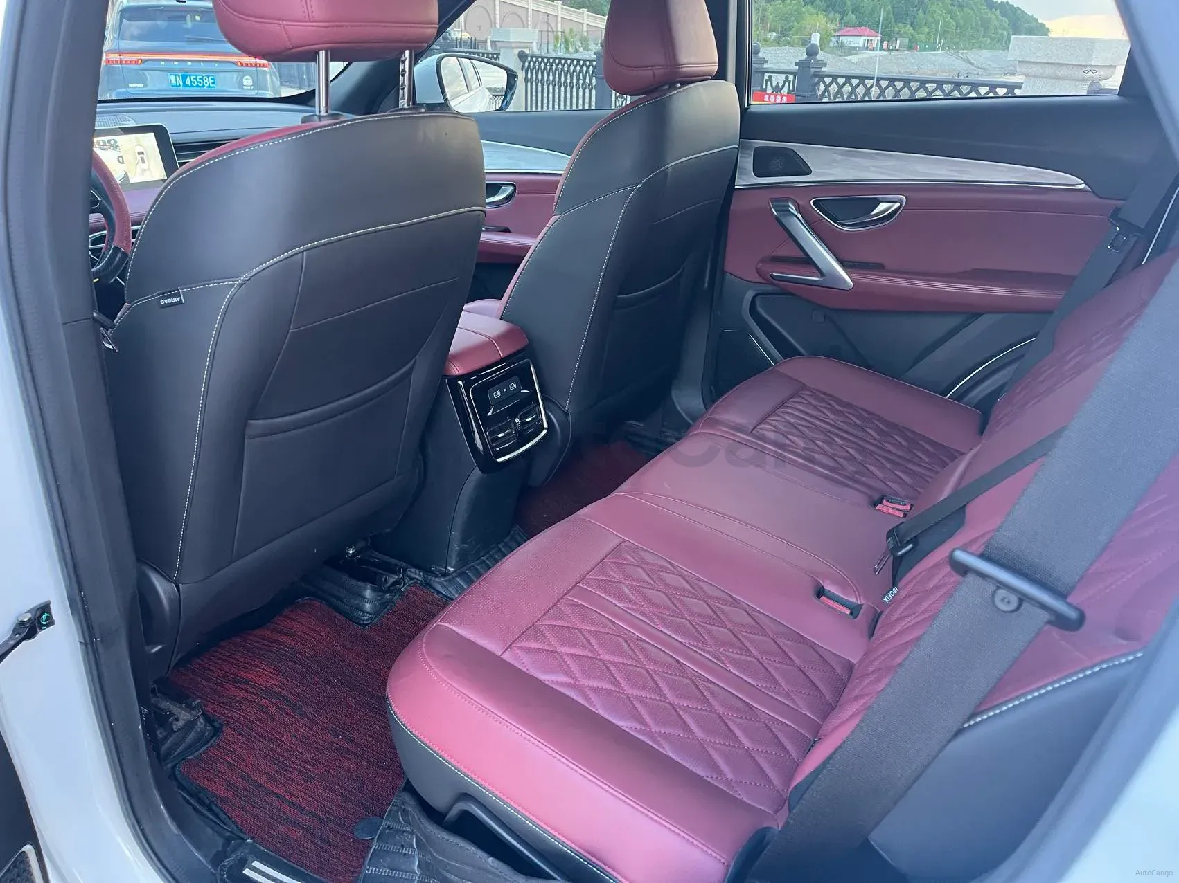 2023 Jetour X70 Plus 1.5T 156HP L4 6DCT,autocango,china used car exporter,china ev exporter,chinese used car exporter,chinese used ev exporter