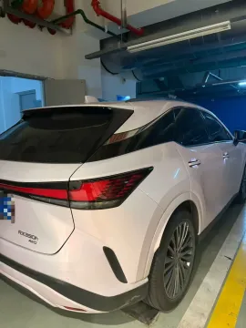 2023 Lexus RX 2.5L 189HP L4 E-CVT Hybrid