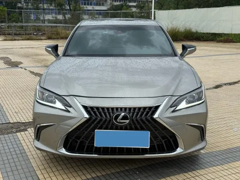 2021 Lexus ES 2.0L 173HP L4 CVT,autocango,china used car exporter,china ev exporter,chinese used car exporter,chinese used ev exporter