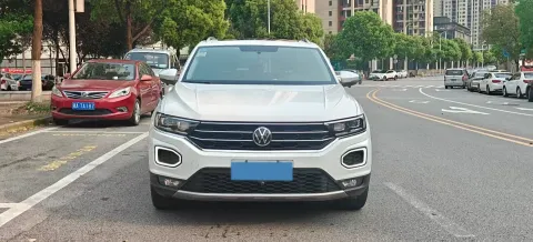 2022 Volkswagen T-Roc 1.4T 150HP L4 7DCT,autocango,china used car exporter,china ev exporter,chinese used car exporter,chinese used ev exporter