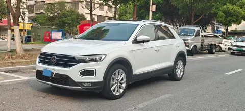 2022 VOLKSWAGEN T-ROC,autocango,china used car exporter,china ev exporter,chinese used car exporter,chinese used ev exporter