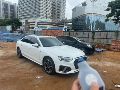 2024 Audi A4L 2.0T 190HP L4 7DCT,autocango,china used car exporter,china ev exporter,chinese used car exporter,chinese used ev exporter