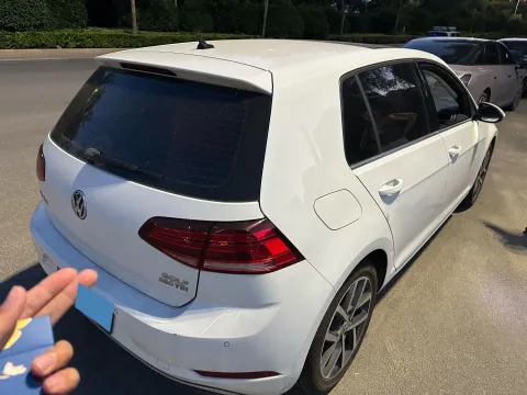 2019 Volkswagen Golf 1.4T 150HP L4 7DCT,autocango,china used car exporter,china ev exporter,chinese used car exporter,chinese used ev exporter