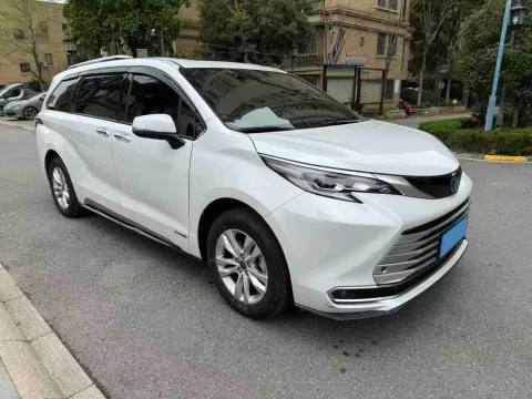2021 Toyota Sienna 2.5L 192HP L4 E-CVT Hybrid,autocango,china used car exporter,china ev exporter,chinese used car exporter,chinese used ev exporter