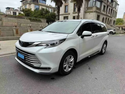 2021 TOYOTA SIENNA,autocango,china used car exporter,china ev exporter,chinese used car exporter,chinese used ev exporter
