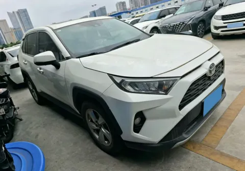 2021 Toyota RAV4 2.0L 171HP L4 CVT,autocango,china used car exporter,china ev exporter,chinese used car exporter,chinese used ev exporter