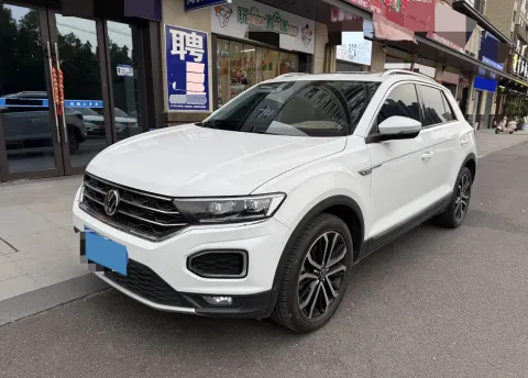 2021 VOLKSWAGEN T-ROC,autocango,china used car exporter,china ev exporter,chinese used car exporter,chinese used ev exporter