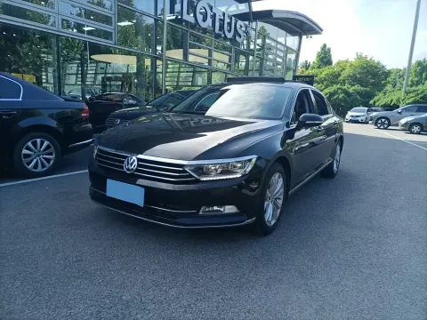 2019 VOLKSWAGEN MAGOTAN,autocango,china used car exporter,china ev exporter,chinese used car exporter,chinese used ev exporter