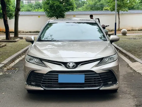 2023 Toyota Camry 2.0L 177HP L4 CVT,autocango,china used car exporter,china ev exporter,chinese used car exporter,chinese used ev exporter