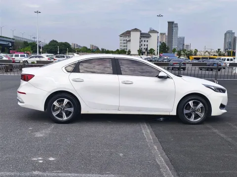 2019 Kia K3 1.5L 115HP L4 CVT