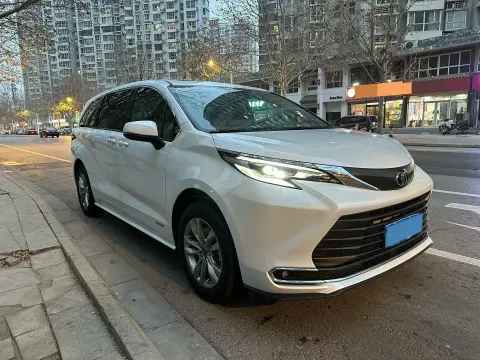2023 Toyota Sienna 2.5L 189HP L4 E-CVT Hybrid,autocango,china used car exporter,china ev exporter,chinese used car exporter,chinese used ev exporter