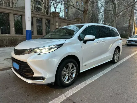 2023 TOYOTA SIENNA,autocango,china used car exporter,china ev exporter,chinese used car exporter,chinese used ev exporter
