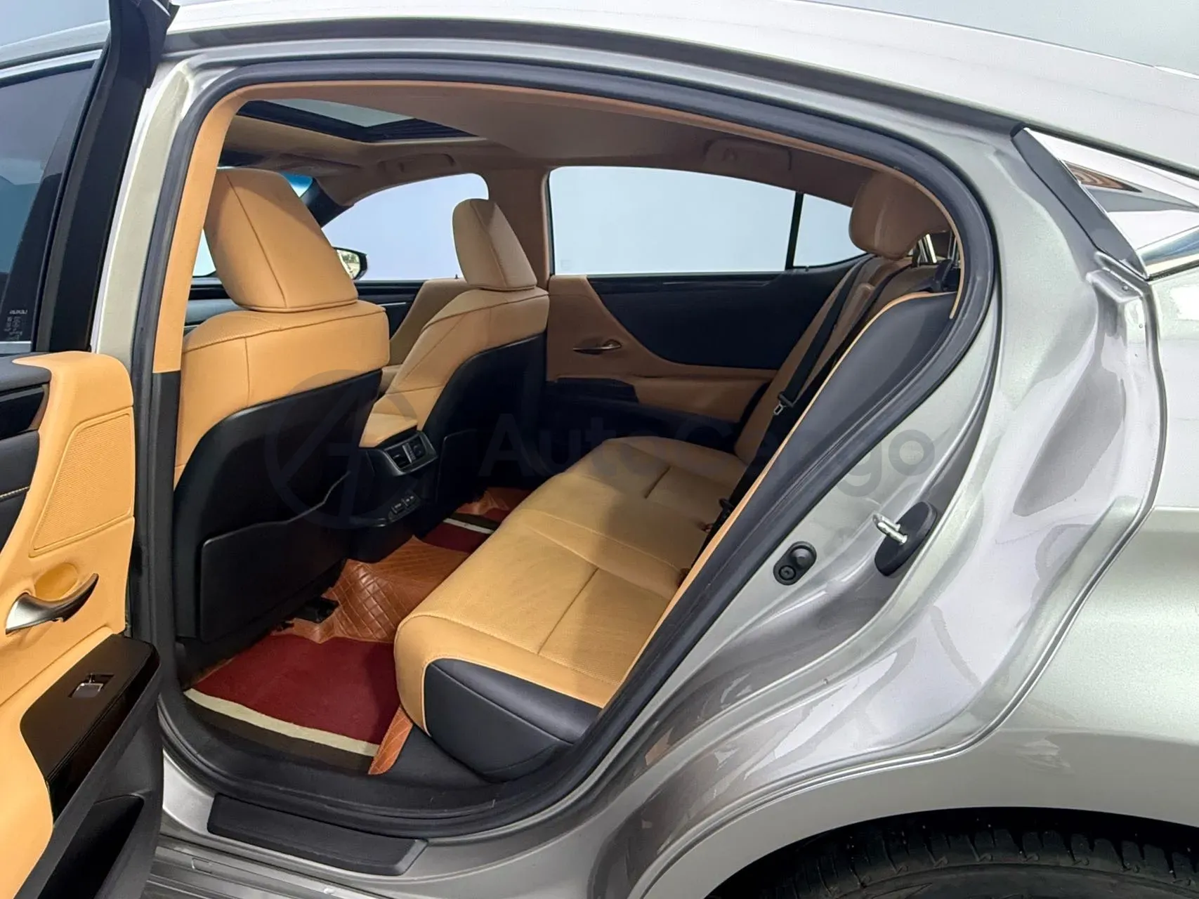 2022 Lexus ES 2.0L 173HP L4 CVT,autocango,china used car exporter,china ev exporter,chinese used car exporter,chinese used ev exporter