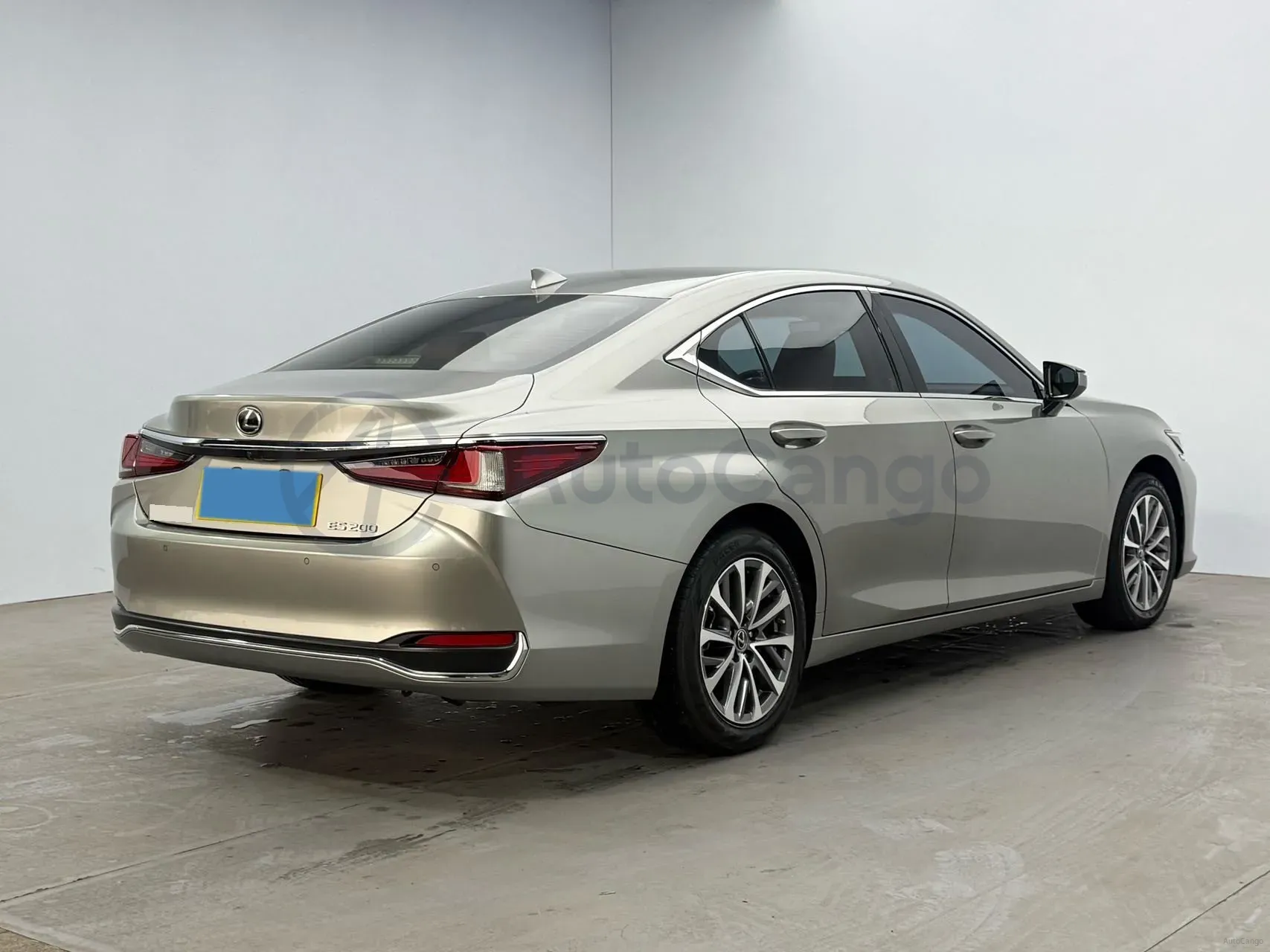 2022 Lexus ES 2.0L 173HP L4 CVT,autocango,china used car exporter,china ev exporter,chinese used car exporter,chinese used ev exporter