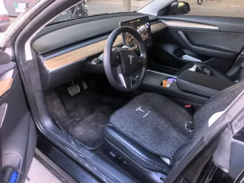 2022 Tesla Model 3 BEV 60KWH