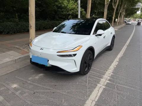 2024 ONVO L60,autocango,china used car exporter,china ev exporter,chinese used car exporter,chinese used ev exporter