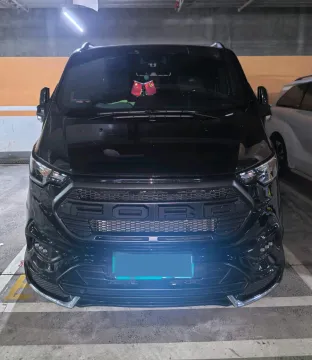 2024 Ford Tourneo 2.0T 220HP L4 9AT