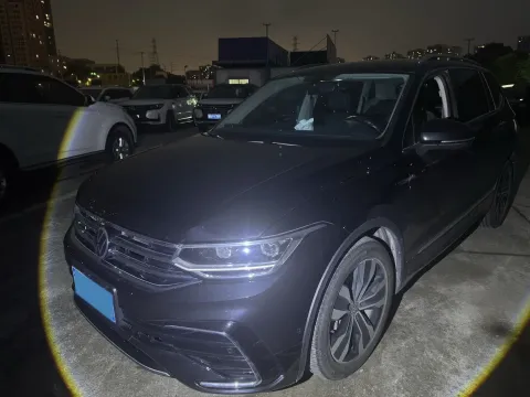 2024 VOLKSWAGEN TIGUAN L,autocango,china used car exporter,china ev exporter,chinese used car exporter,chinese used ev exporter