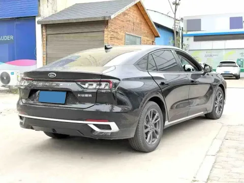 2025 Ford Mondeo 2.0T 254HP L4 8AT