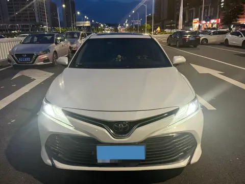 2019 Toyota Camry 2.0L 178HP L4 CVT,autocango,china used car exporter,china ev exporter,chinese used car exporter,chinese used ev exporter