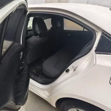 2022 Toyota Corolla 1.8L 98HP L4 E-CVT Hybrid