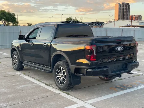 2023 Ford Ranger 2.3T 186HP L4 8AT,autocango,china used car exporter,china ev exporter,chinese used car exporter,chinese used ev exporter