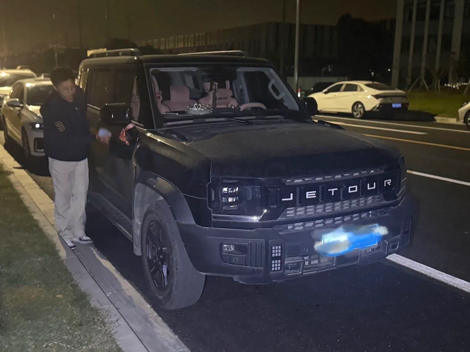 2023 Jetour Traveller 1.5T 184HP L4 7DCT,autocango,china used car exporter,china ev exporter,chinese used car exporter,chinese used ev exporter