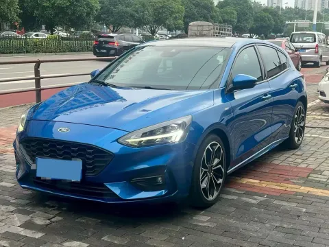 2019 FORD FOCUS,autocango,china used car exporter,china ev exporter,chinese used car exporter,chinese used ev exporter