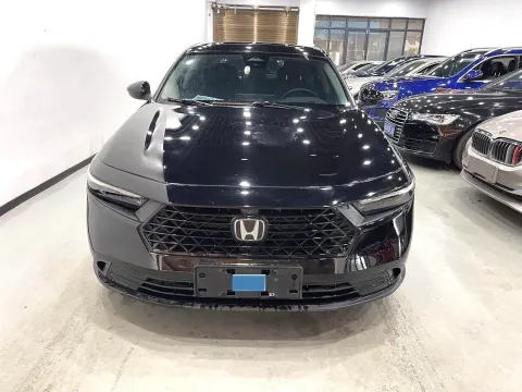 2025 Honda Accord 1.5T 192HP L4 CVT