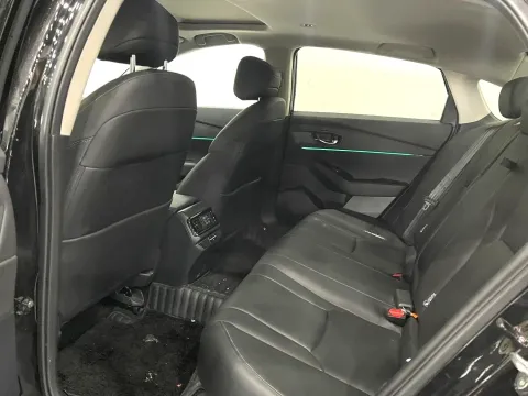 2025 Honda Accord 1.5T 192HP L4 CVT