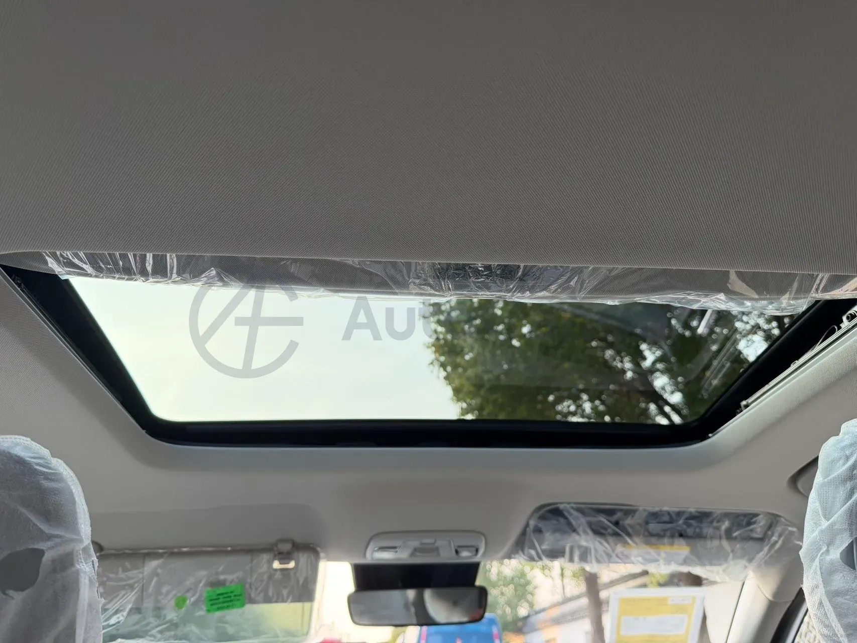 2025 Geely Coolray 1.5T 181HP L4 7DCT,autocango,china used car exporter,china ev exporter,chinese used car exporter,chinese used ev exporter