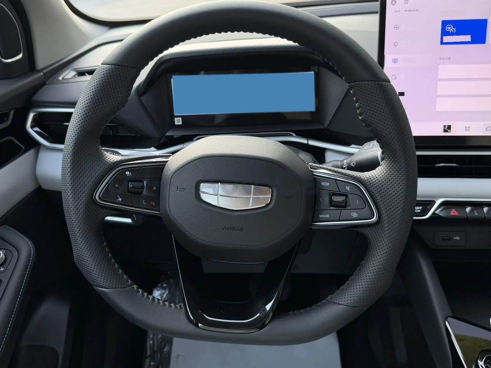 2025 Geely Coolray 1.5T 181HP L4 7DCT,autocango,china used car exporter,china ev exporter,chinese used car exporter,chinese used ev exporter