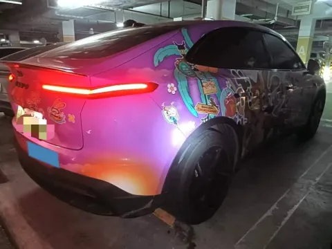 2025 ONVO L60 BEV