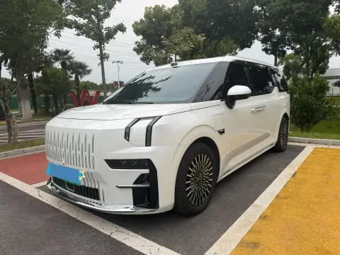 2024 ZEEKR 009,autocango,china used car exporter,china ev exporter,chinese used car exporter,chinese used ev exporter