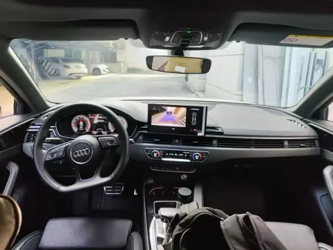 2023 Audi A4L 2.0T 190HP L4 7DCT,autocango,china used car exporter,china ev exporter,chinese used car exporter,chinese used ev exporter