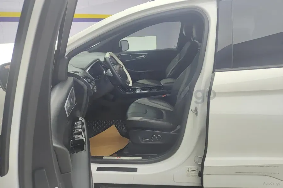2020 Ford Edge 2.0T 245HP L4 8AT,autocango,china used car exporter,china ev exporter,chinese used car exporter,chinese used ev exporter