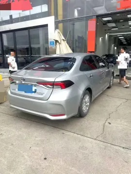2023 Toyota Corolla 1.8L 98HP L4 E-CVT Hybrid
