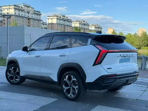 2024 Geely StarRay 1.5T 181HP L4 7DCT