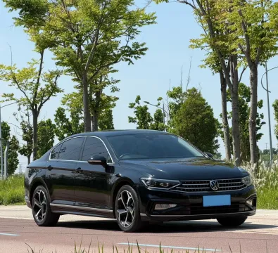 2023 Volkswagen Magotan 2.0T 186HP L4 7DCT,autocango,china used car exporter,china ev exporter,chinese used car exporter,chinese used ev exporter