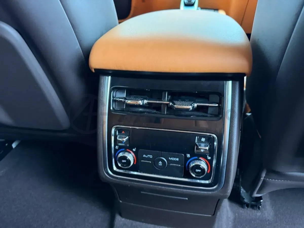2023 Tank 500 2.0T 252HP L4 9AT PHEV 37.1KWH,autocango,china used car exporter,china ev exporter,chinese used car exporter,chinese used ev exporter