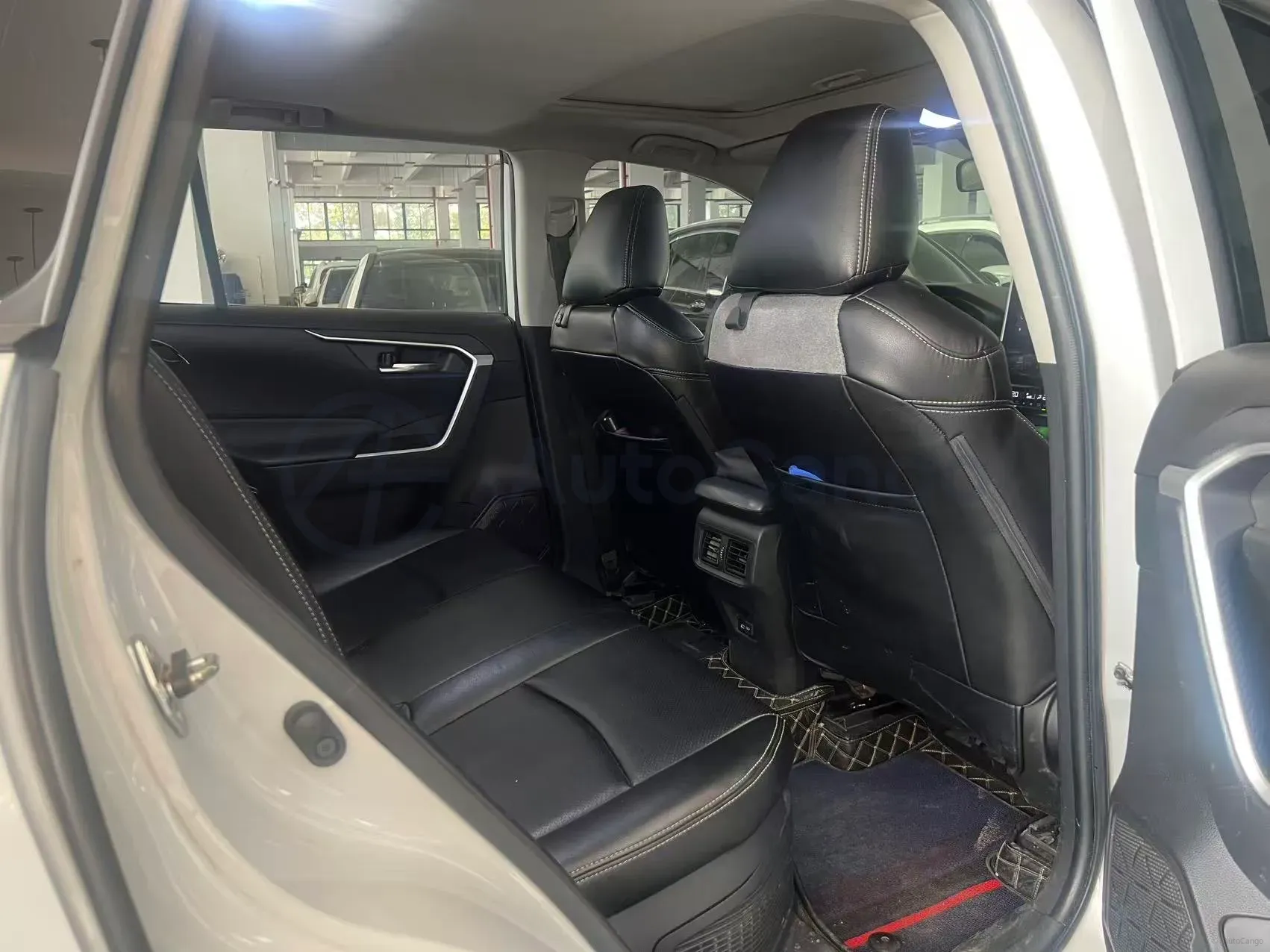 2021 Toyota RAV4 2.5L 178HP L4 E-CVT Hybrid,autocango,china used car exporter,china ev exporter,chinese used car exporter,chinese used ev exporter