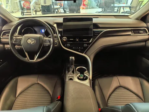 2022 Toyota Camry 2.0L 178HP L4 CVT