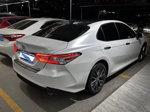 2021 Toyota Camry 2.5L 209HP L4 8AT,autocango,china used car exporter,china ev exporter,chinese used car exporter,chinese used ev exporter