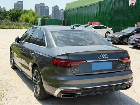 2023 Audi A4L 2.0T 190HP L4 7DCT