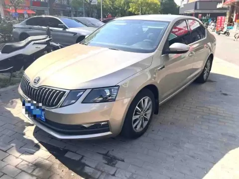 2019 SKODA OCTAVIA,autocango,china used car exporter,china ev exporter,chinese used car exporter,chinese used ev exporter