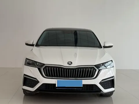2021 Skoda Octavia 1.4T 150HP L4 7DCT,autocango,china used car exporter,china ev exporter,chinese used car exporter,chinese used ev exporter