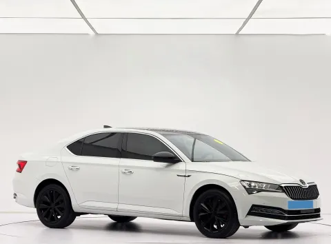 2023 Skoda Superb 1.4T 150HP L4 7DCT,autocango,china used car exporter,china ev exporter,chinese used car exporter,chinese used ev exporter